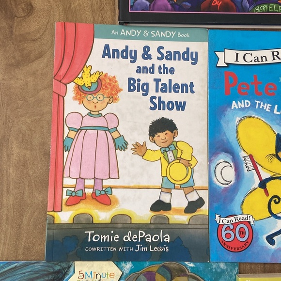 10 Assorted Pre-Owned Children’s Books - Picture 4 of 11